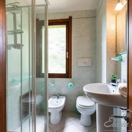 Villa Premium Eleonora, 250m To