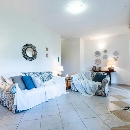 Villa Premium Eleonora, 250m To