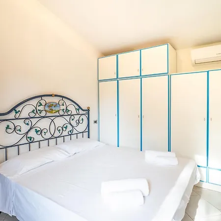 Villa Premium Eleonora, 250m To